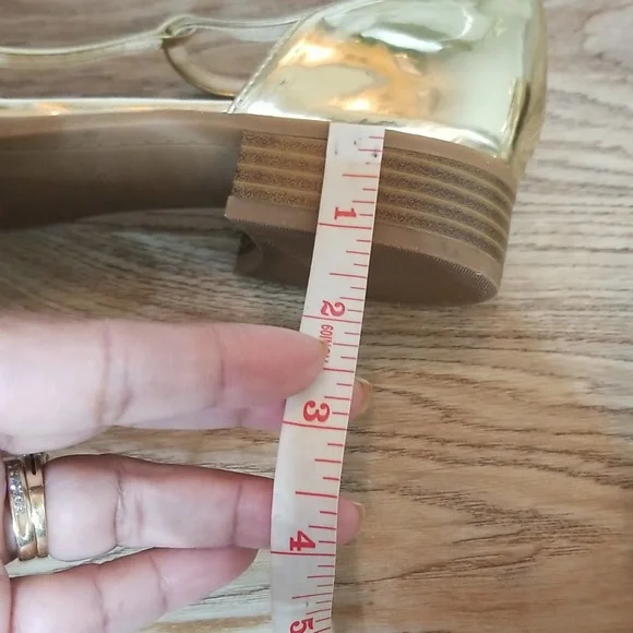 Nine West Womens Gild Metallic Closed Toe Ankle Strap Shoes Size 8M - Picture 12 of 12